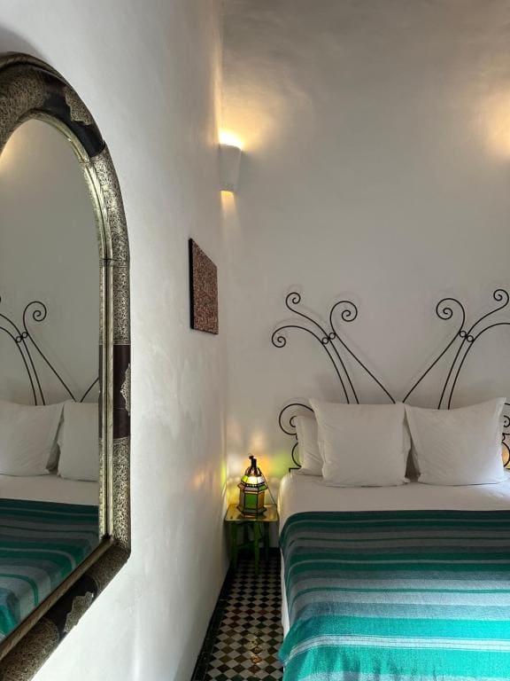 Verte Quadruple Room room - Image 2