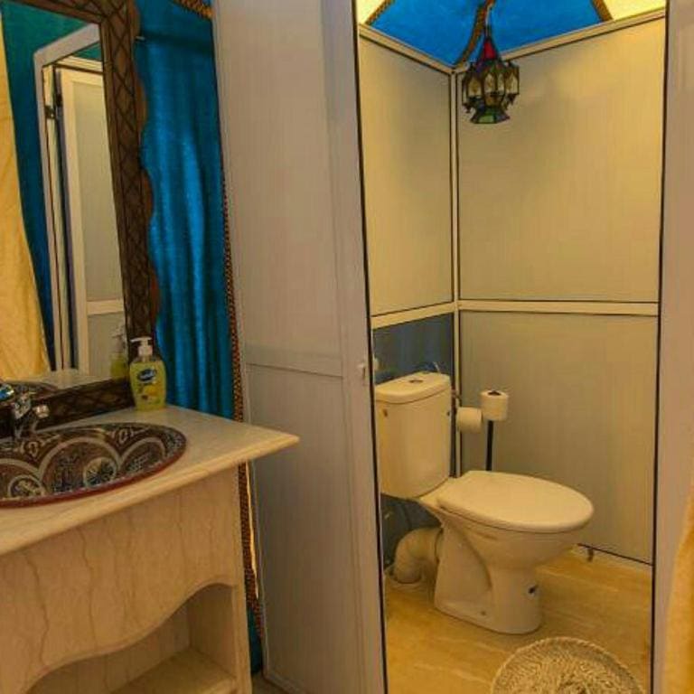 Deluxe Quadruple Room room - Image 2