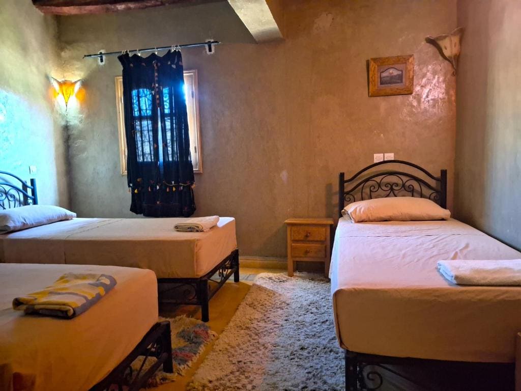 Comfort Quadruple Room room - Image 1