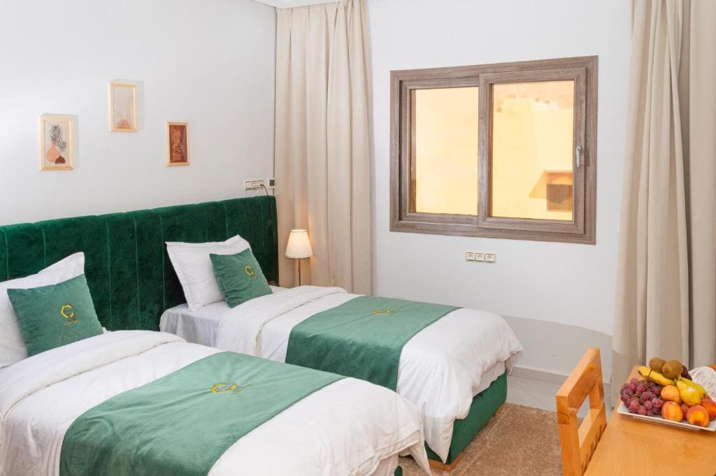 Deluxe Twin Room room - Image 2