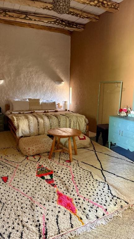 Double Room with Garden View room - Image 2