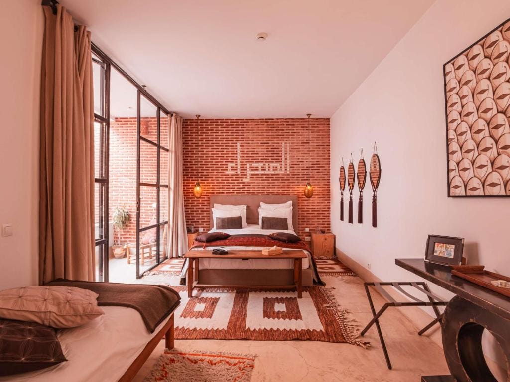 Deluxe Room room - Image 3
