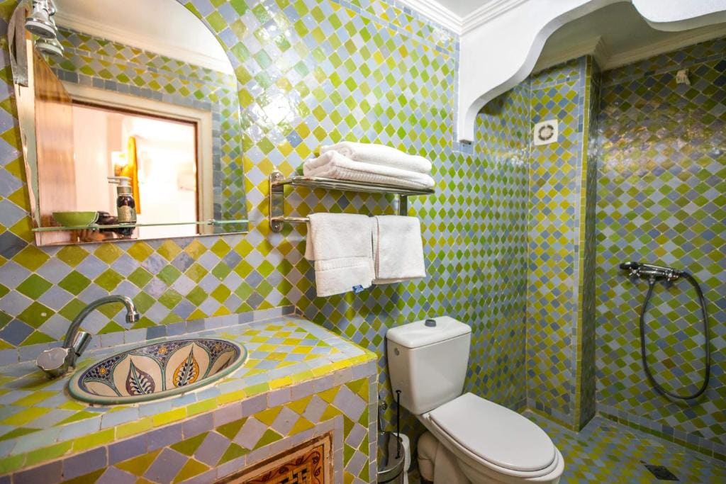 Deluxe Double or Twin Room room - Image 2