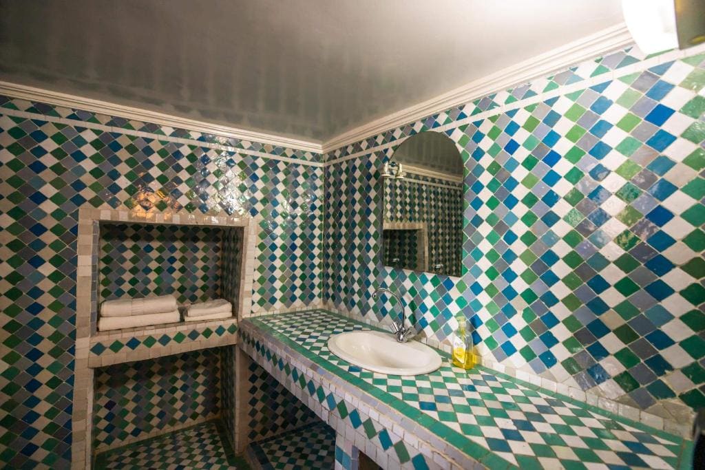 Deluxe Double or Twin Room room - Image 3
