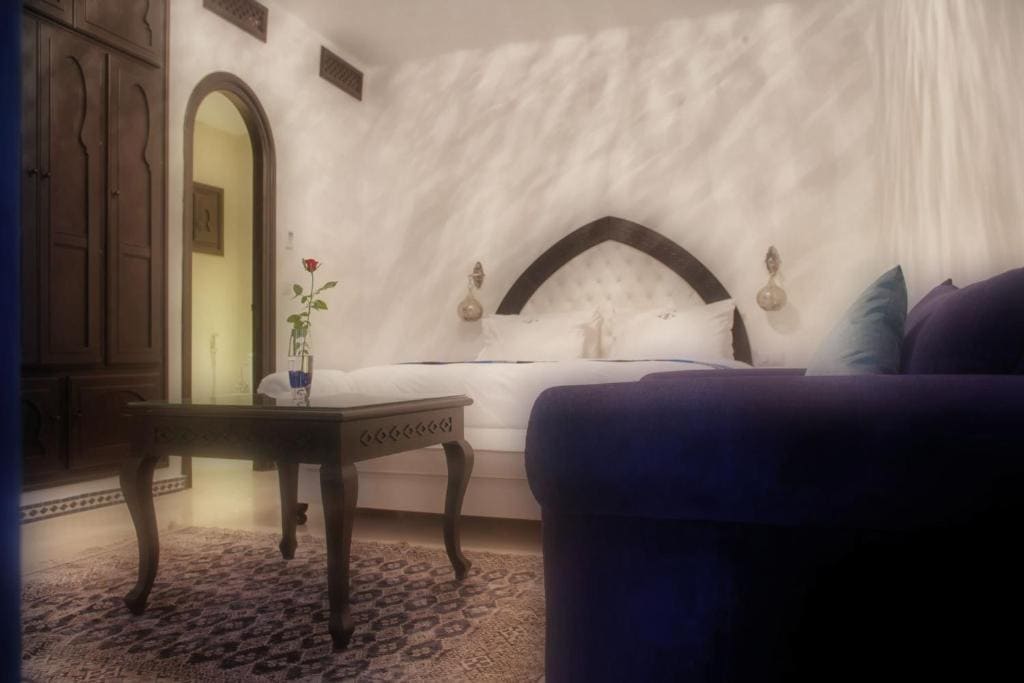 Suite room - Image 1