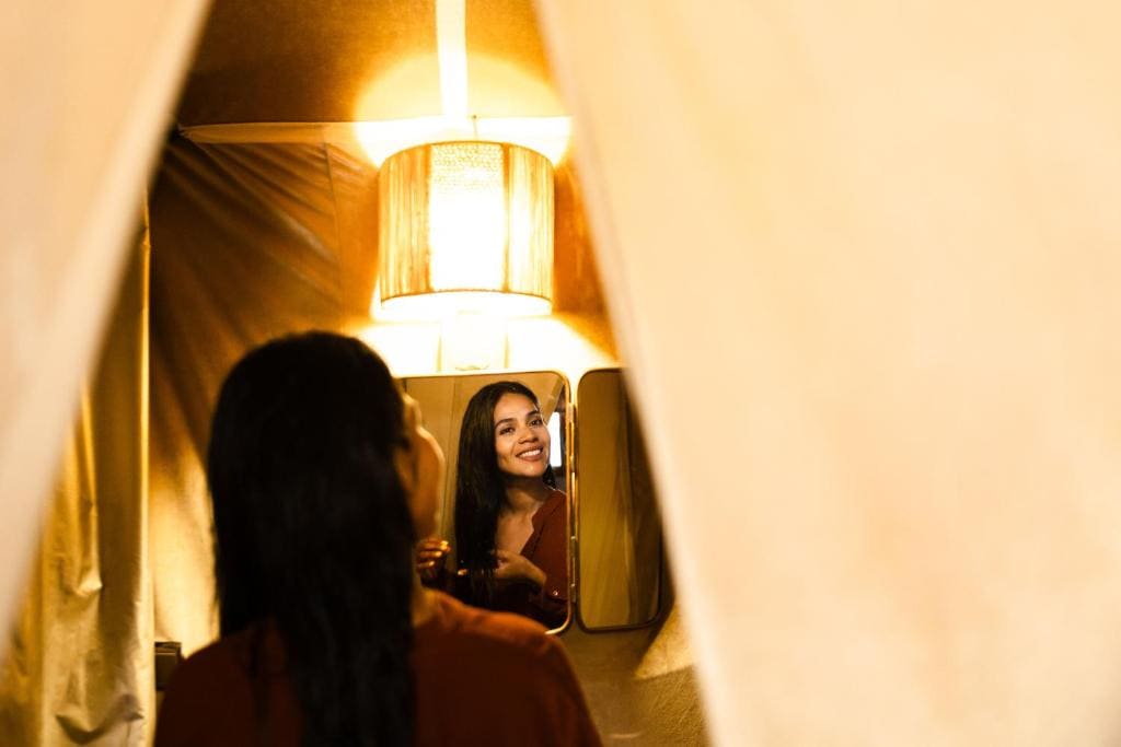 Tent room - Image 2