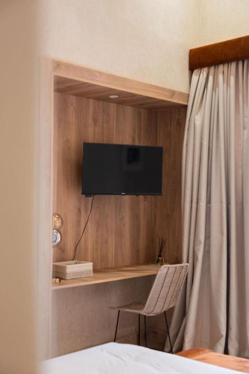 Superior Double Room room - Image 3