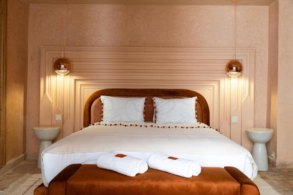 Deluxe Room room - Image 2
