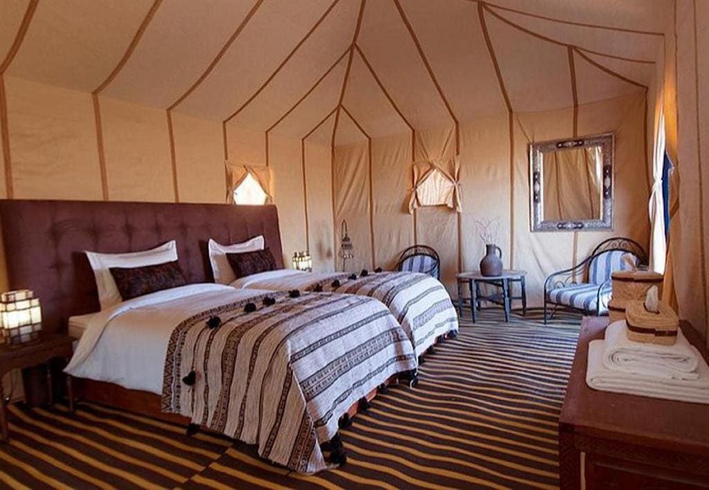 Deluxe Room room - Image 2