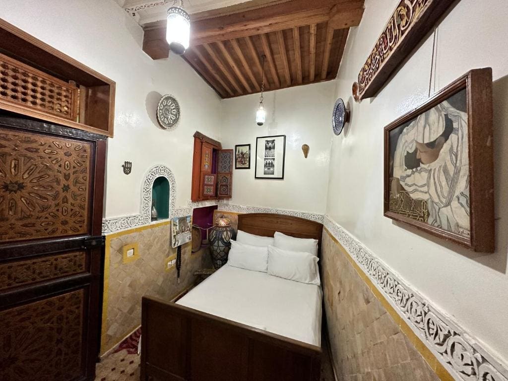 8-Bed Mixed Dormitory Room room - Image 3
