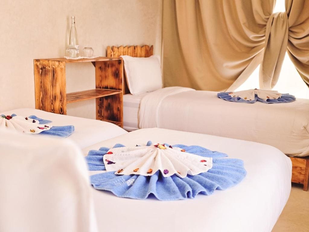 Superior Triple Room with Sea View room - Image 2
