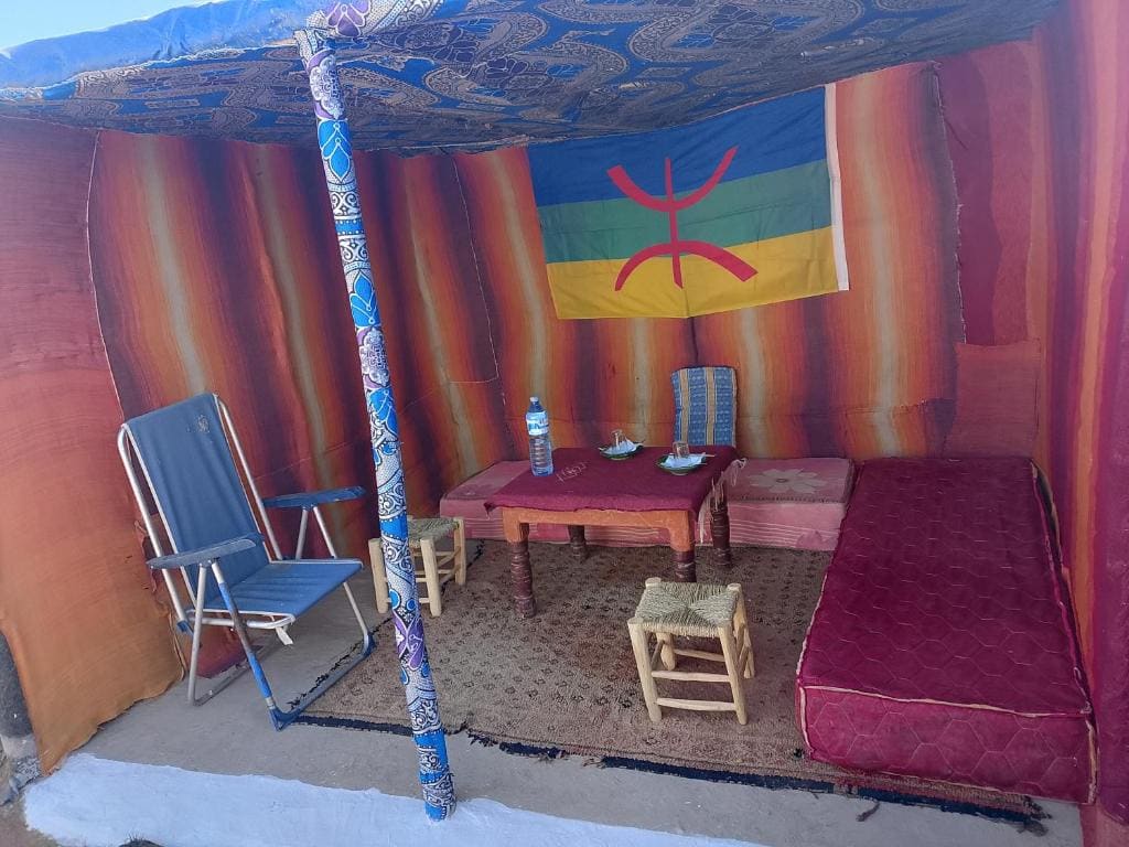 Tent room - Image 1