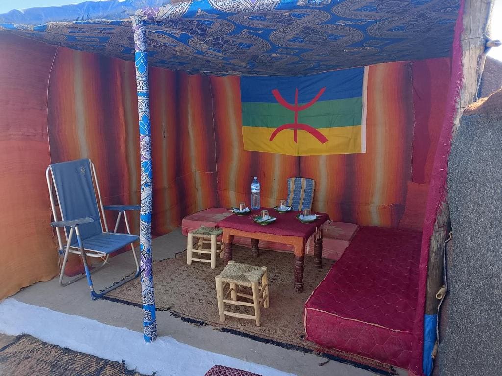 Tent room - Image 2