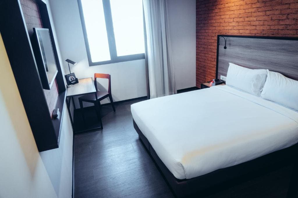 Superior Twin Room room - Image 2