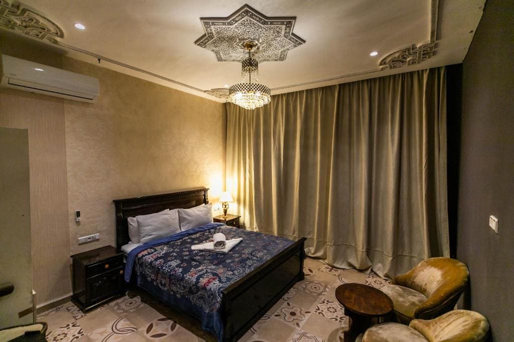 Deluxe Double Room room - Image 3