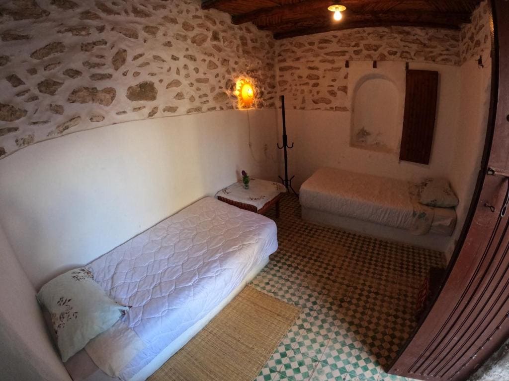 Family Room with Private Bathroom room - Image 1