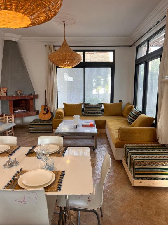 Mobile Home room - Image 1