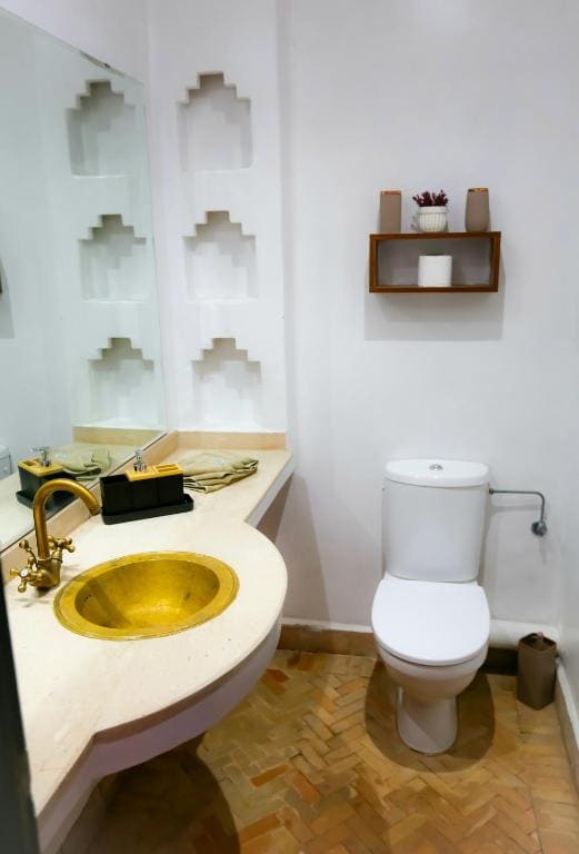 Apartment - Split Level room - Image 2