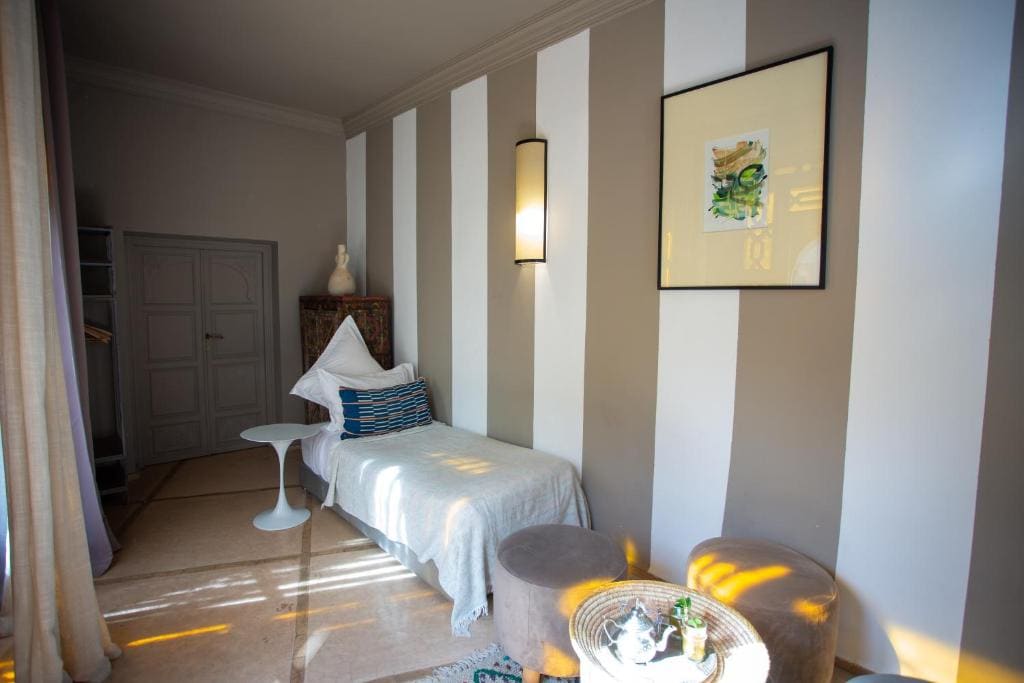 Superior Triple Room room - Image 3