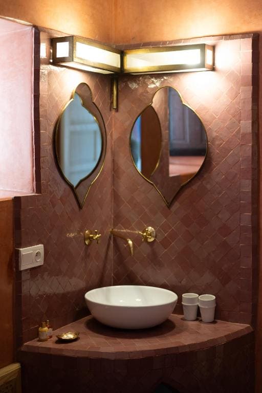 Deluxe Double Room room - Image 2