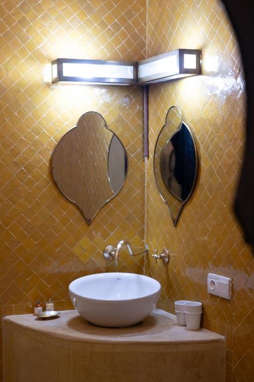 Standard Double Room room - Image 2