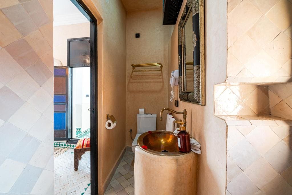 Deluxe Double or Twin Room room - Image 3