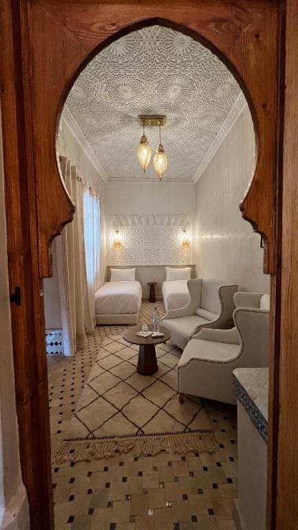 Deluxe Double or Twin Room room - Image 1