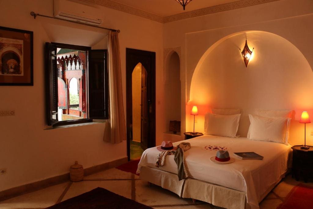 Deluxe Room room - Image 3