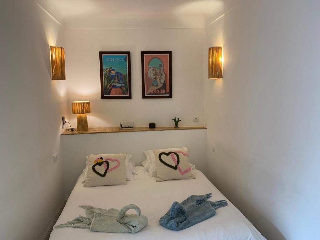 Small Double Room room - Image 2