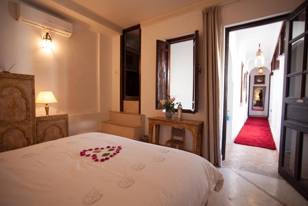 Economy Double Room room - Image 3