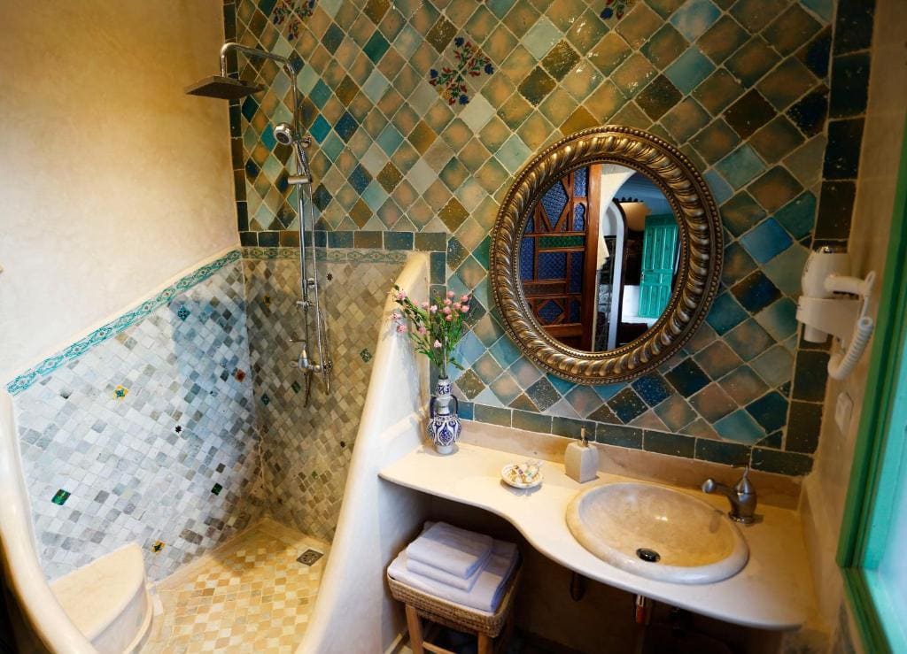 Superior Double or Twin Room room - Image 2
