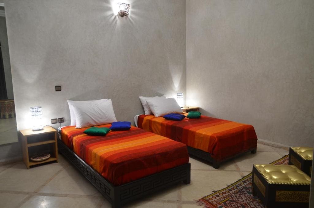 Standard Triple Room room - Image 2