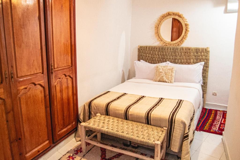 Superior Family Room room - Image 3
