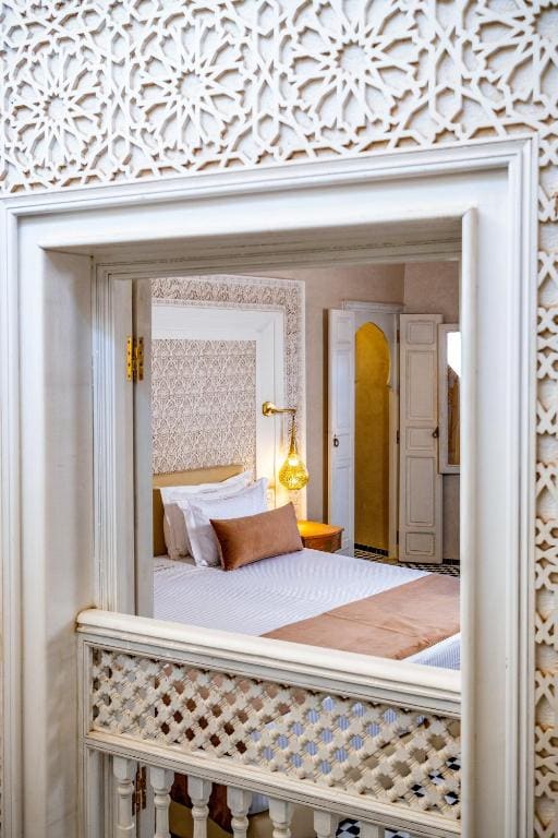 Superior Double or Twin Room room - Image 2