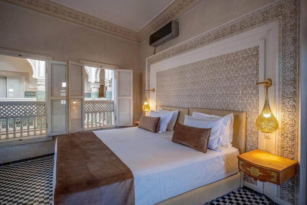 Deluxe Double or Twin Room room - Image 2