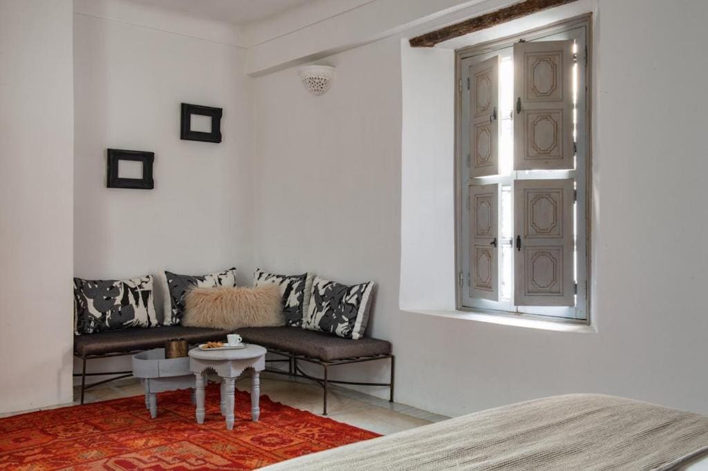 Executive Suite room - Image 1