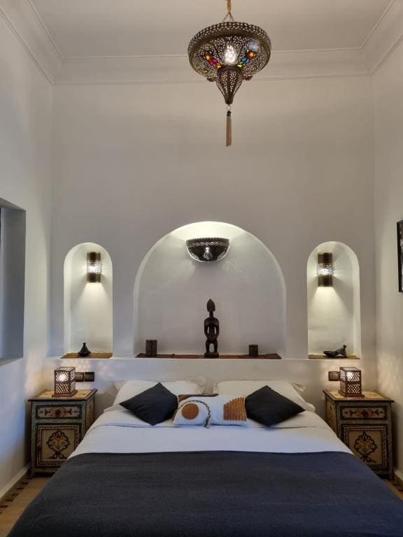 Suite room - Image 1