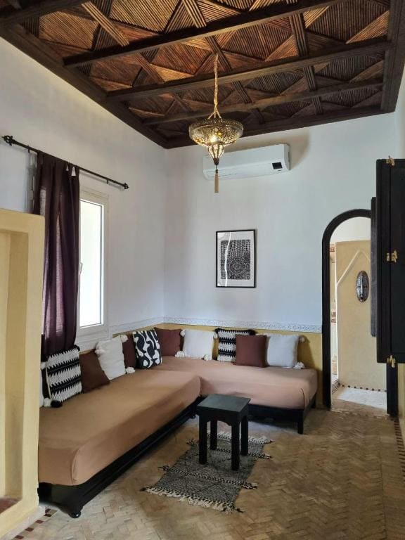 Suite room - Image 2