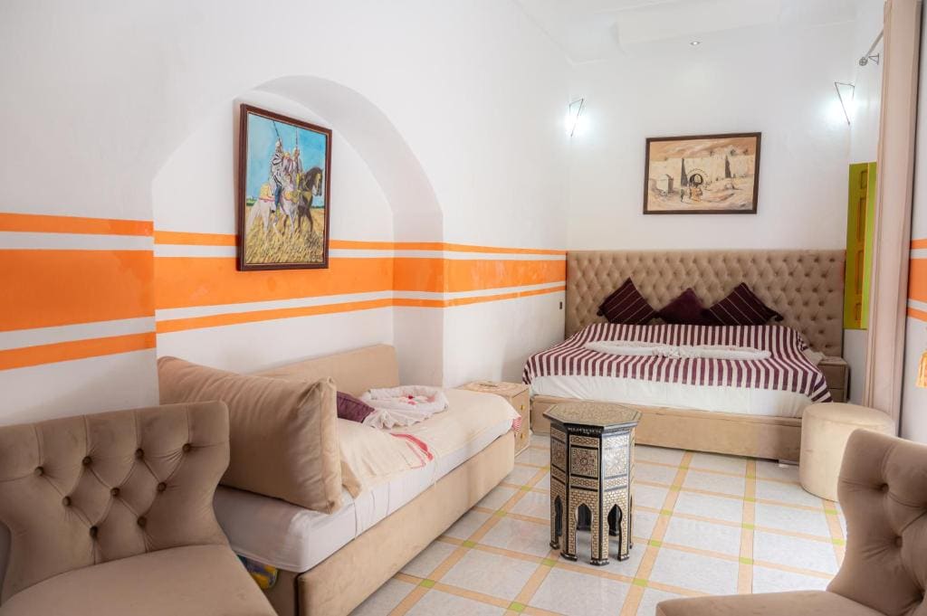 Suite room - Image 2