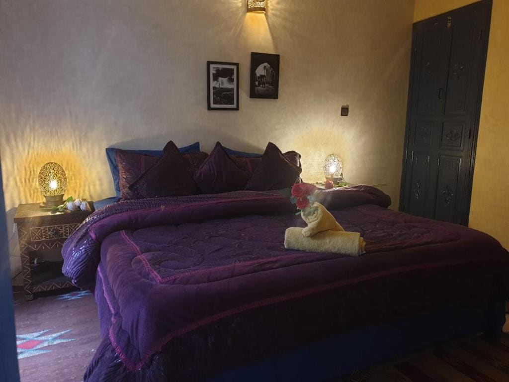 Deluxe Queen Room with Two Queen Beds room - Image 3