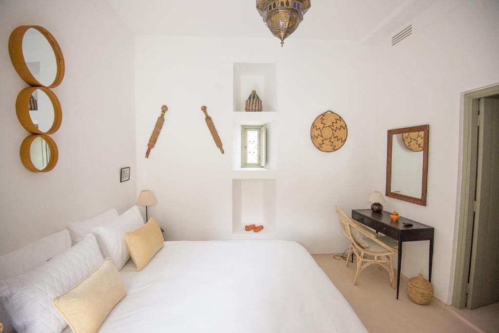 Superior Double Room room - Image 2