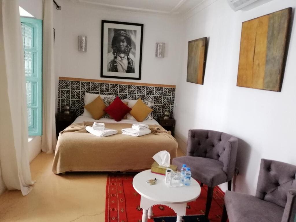Premium Double or Twin Room room - Image 2