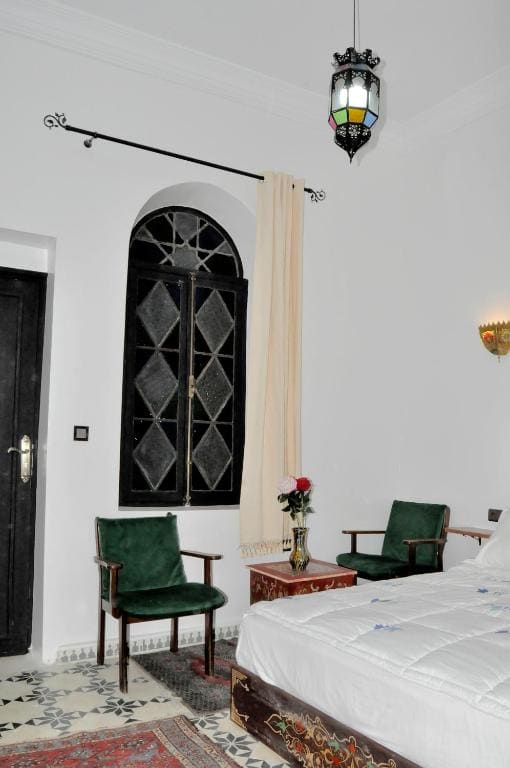 Deluxe Room room - Image 3