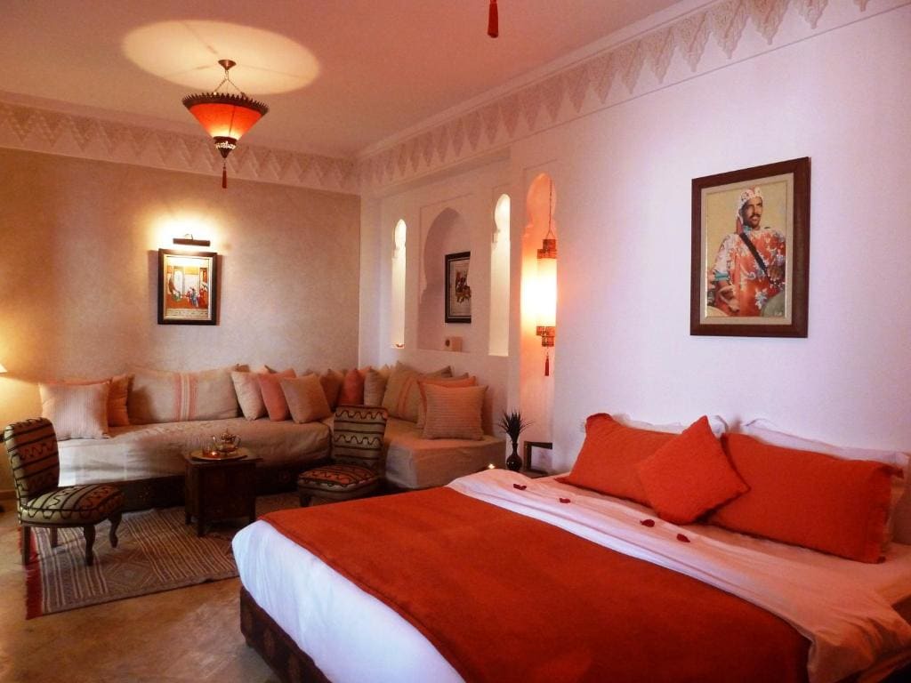 Deluxe Suite room - Image 3