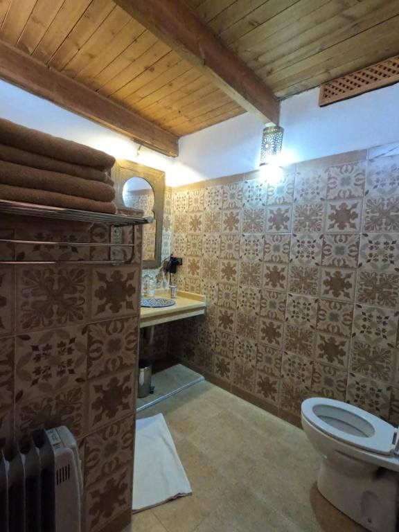 Quadruple Room room - Image 2