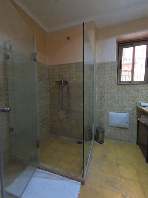 Standard Double Room room - Image 2