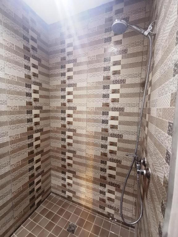 Standard Triple Room room - Image 3