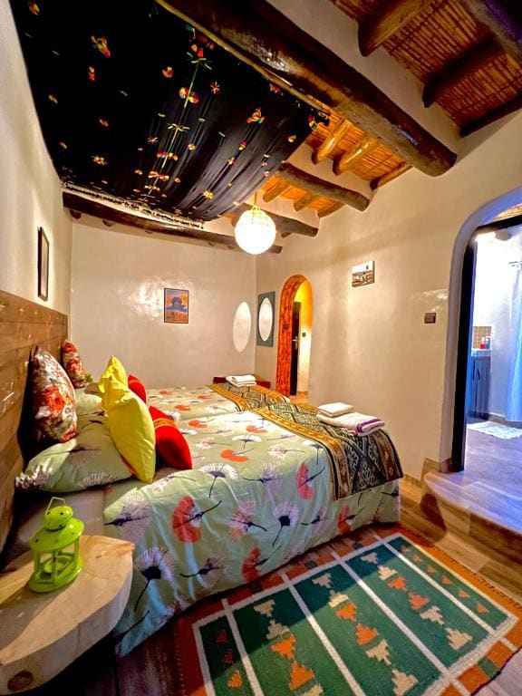 Standard Twin Room room - Image 2