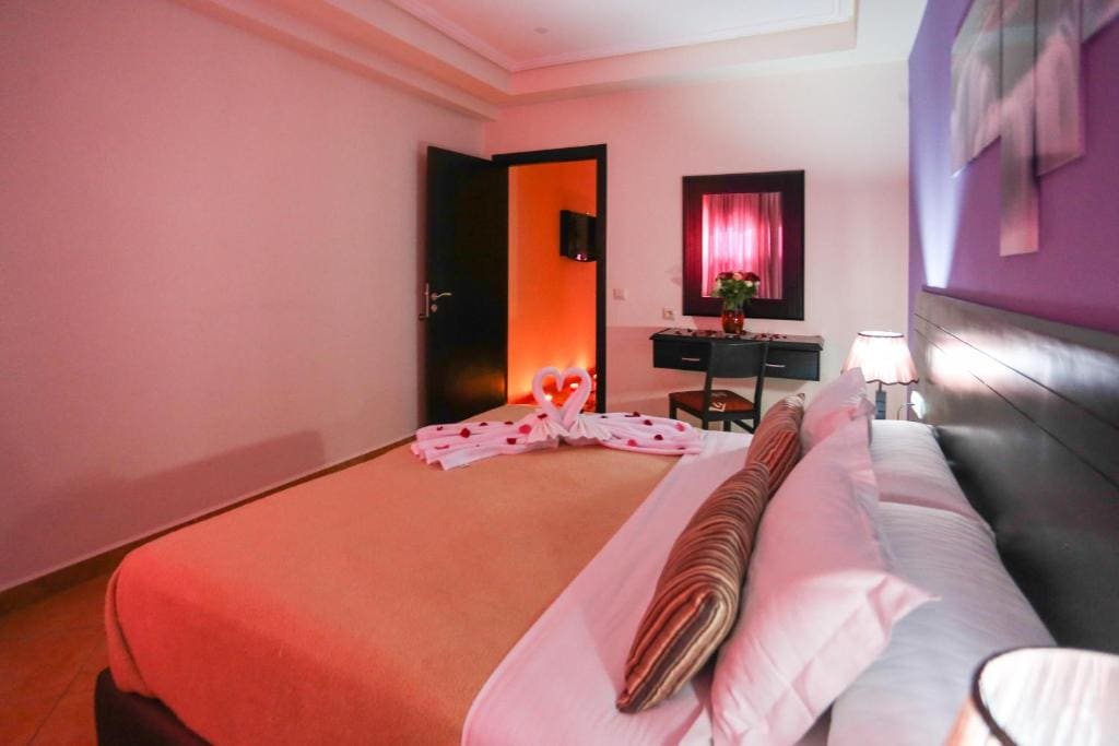 Standard Suite room - Image 2
