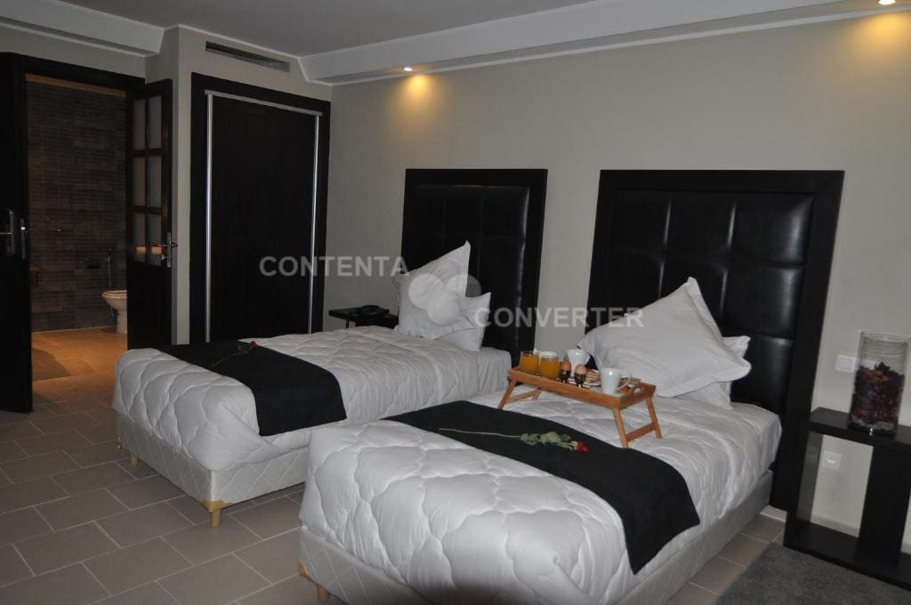 Family Two-Bedroom Suite room - Image 1
